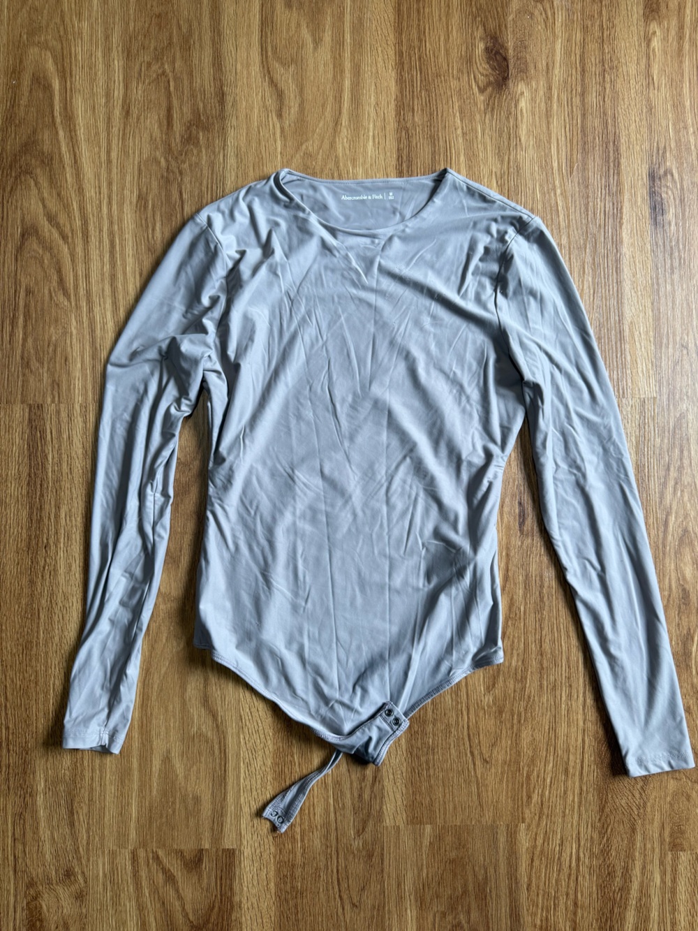 Abercrombie & Fitch Light Gray Long-Sleeve Crew